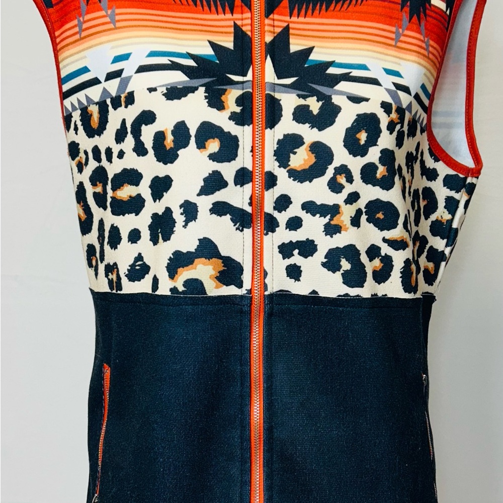 Bold Southwestern Navajo & Leopard Print Zip-Up Vest – Women’s Medium